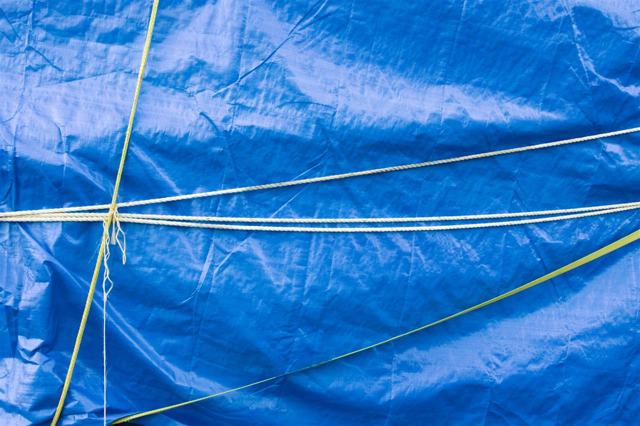 Alt om afdækningsplast: Din guide til beskyttelse og effektivitet